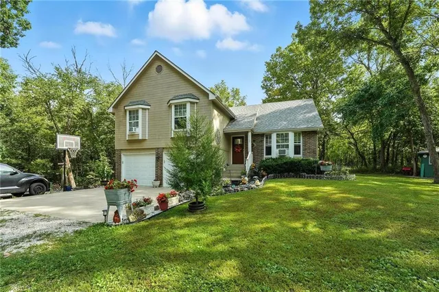 $475,000 | 1685 Northwest 785th Road, Bates City, MO 64011