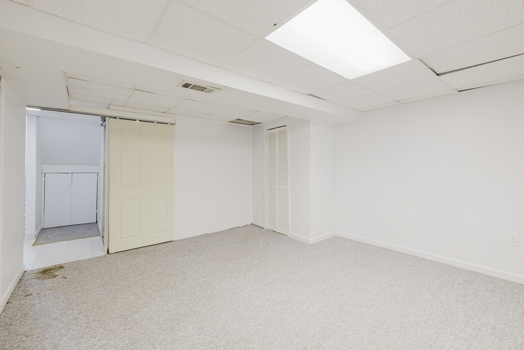 12 Castlegate Drive, Unit 12 Springfield, MA 01129 - Photo 28 of 32 Gallery Image 28