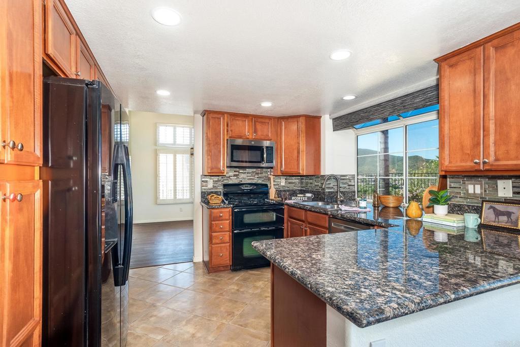 8482 Mesa Heights Road Santee, CA 92071 - Photo 15 of 64