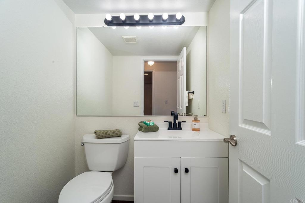 8482 Mesa Heights Road Santee, CA 92071 - Photo 22 of 64