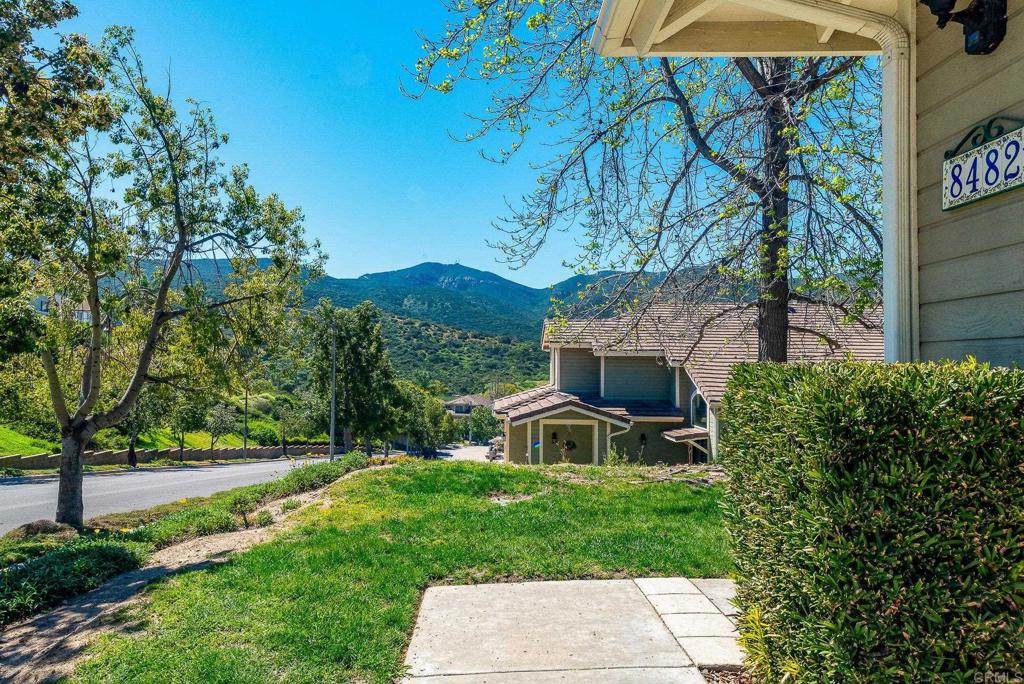 8482 Mesa Heights Road Santee, CA 92071 - Photo 5 of 64
