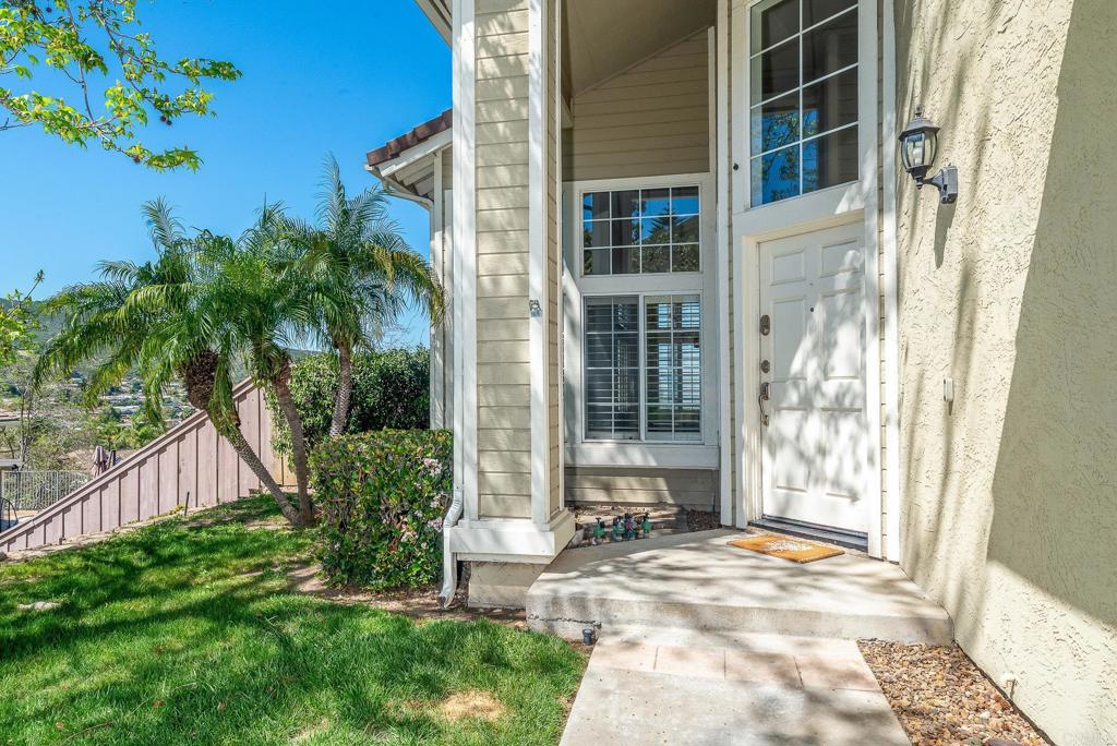 8482 Mesa Heights Road Santee, CA 92071 - Photo 7 of 64