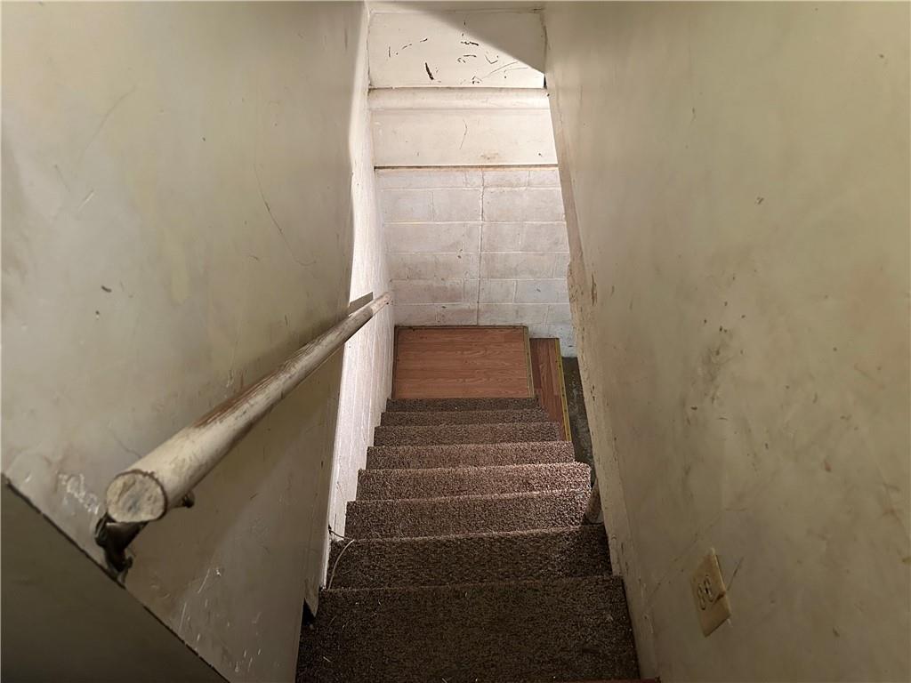 65 Sandrock Road Vanderbilt, PA 15486 - Photo 17 of 30 a view of entryway