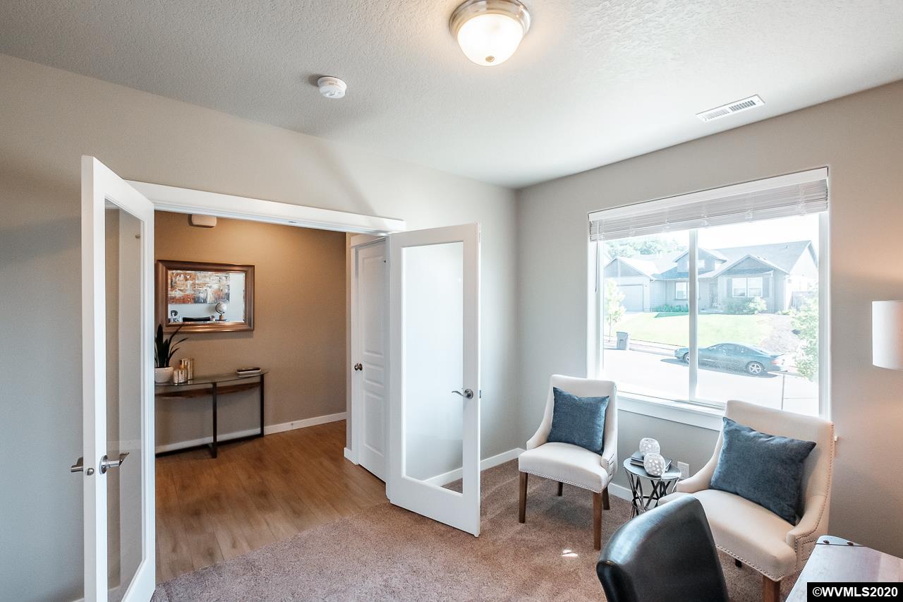 2708 Northwest Amble Side Street Albany, OR 97321 - Photo 11 of 34