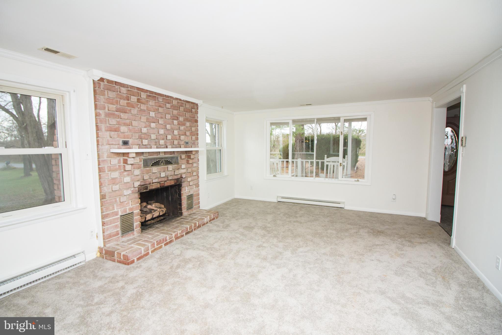 674 Earle Road Charles Town, WV 25414 - Photo 14 of 35 Gallery Image 14