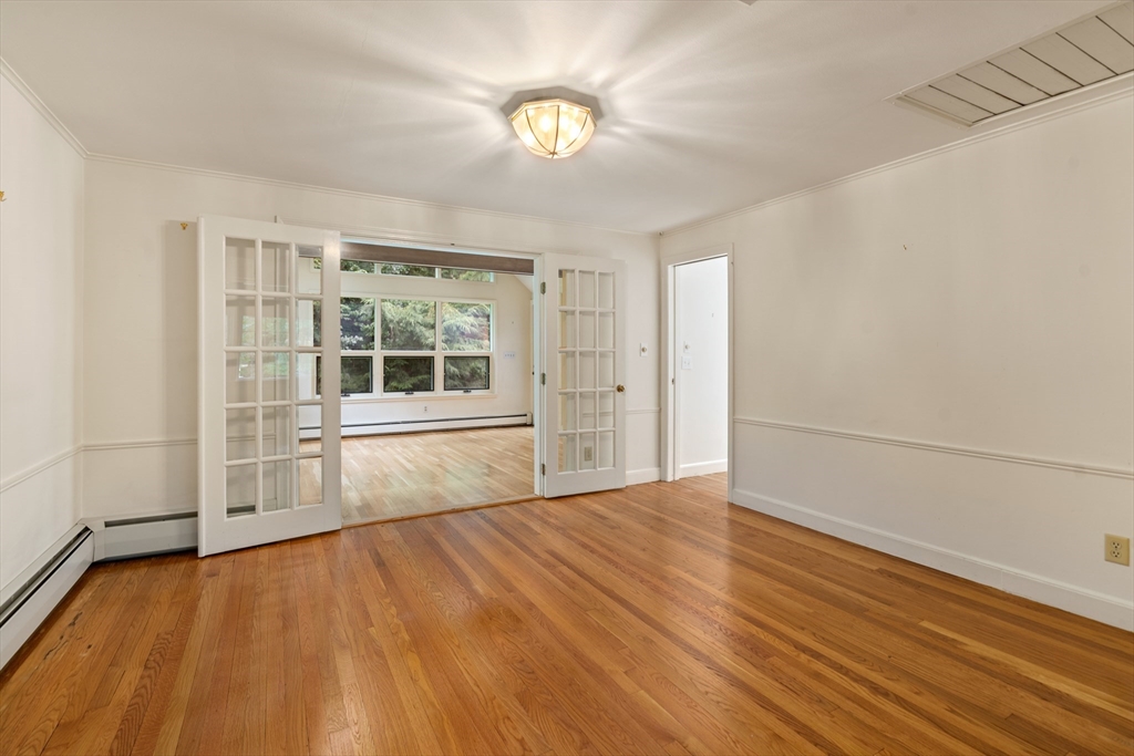 10 Radcliffe Road Weston, MA 02493 - Photo 16 of 41