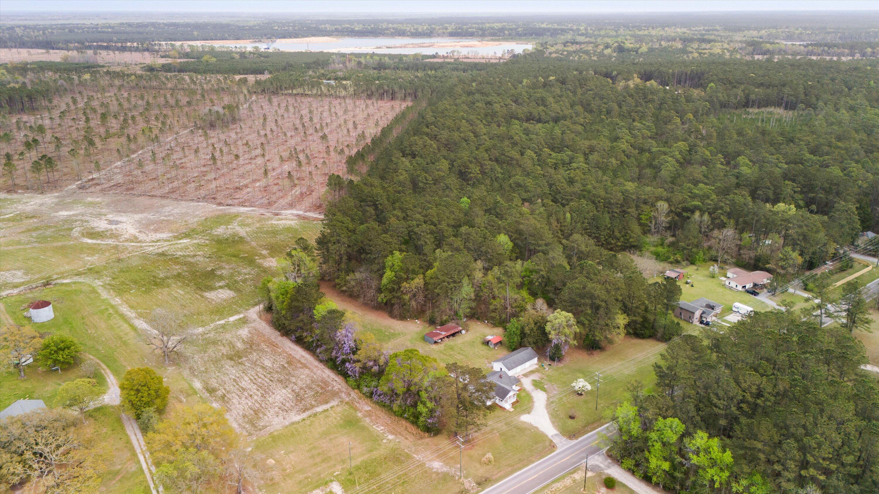 1298 French Santee Road Jamestown, SC 29453 - Photo 51 of 62 11-1DJI_20250330155314_0015_D