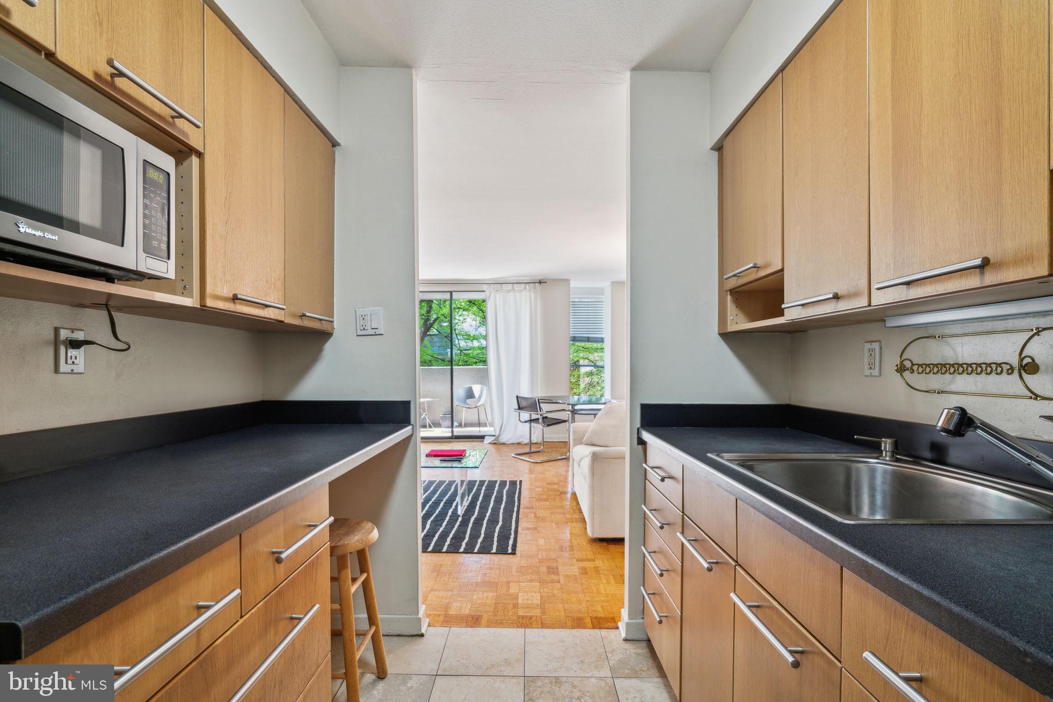 224 West Rittenhouse Square, Unit 308 Philadelphia, PA 19103 - Photo 10 of 26 Gallery Image 10
