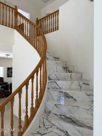 a view of an entryway with workspace