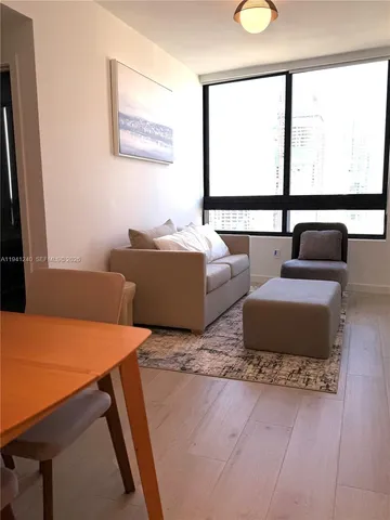 $1,050,000 | 225 North Miami Avenue, Unit 3505, Miami, FL 33128