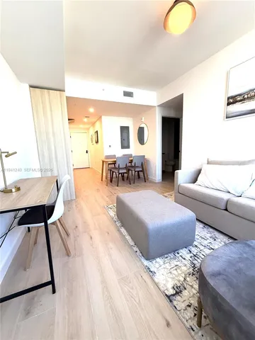 $1,050,000 | 225 North Miami Avenue, Unit 3505, Miami, FL 33128