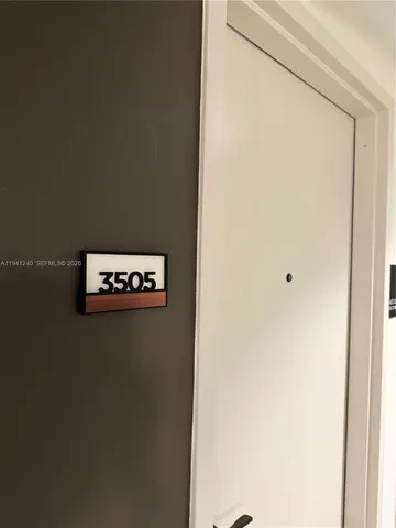 $1,050,000 | 225 North Miami Avenue, Unit 3505, Miami, FL 33128