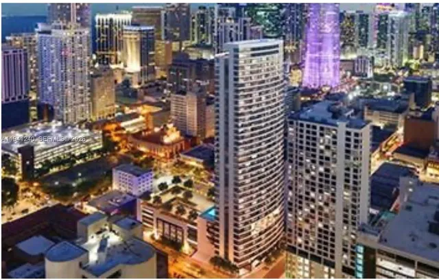 $1,050,000 | 225 North Miami Avenue, Unit 3505, Miami, FL 33128