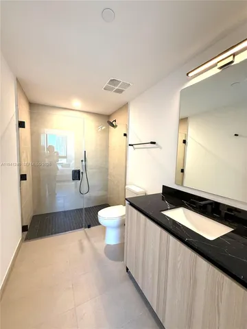 $1,050,000 | 225 North Miami Avenue, Unit 3505, Miami, FL 33128