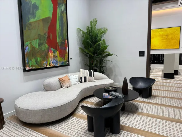 $1,050,000 | 225 North Miami Avenue, Unit 3505, Miami, FL 33128