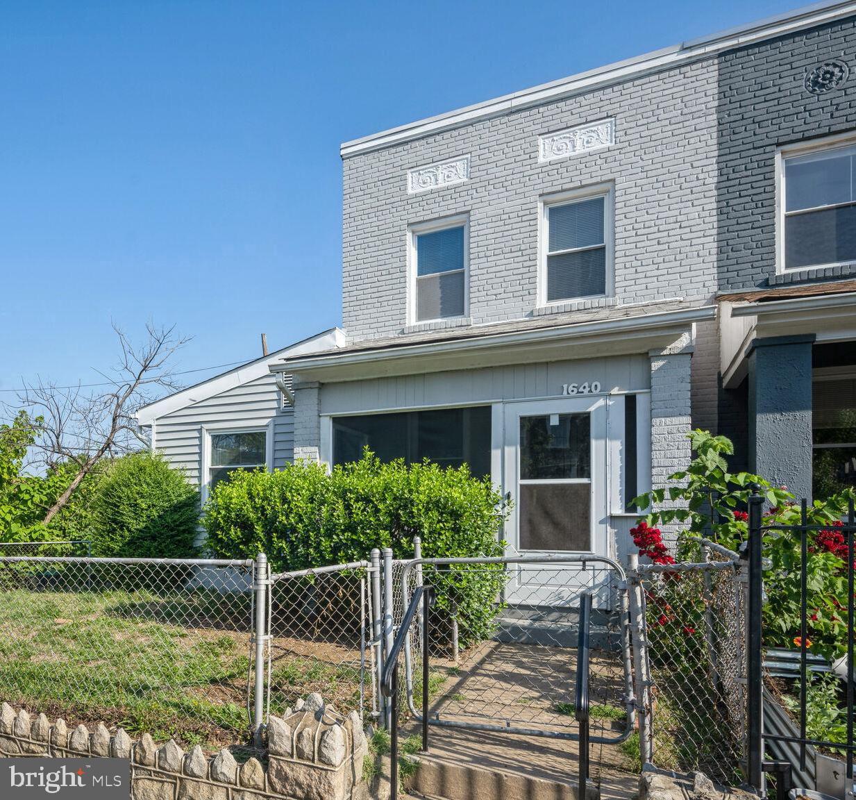 1640 L Street Northeast Washington, DC 20002 - Photo 1 of 17