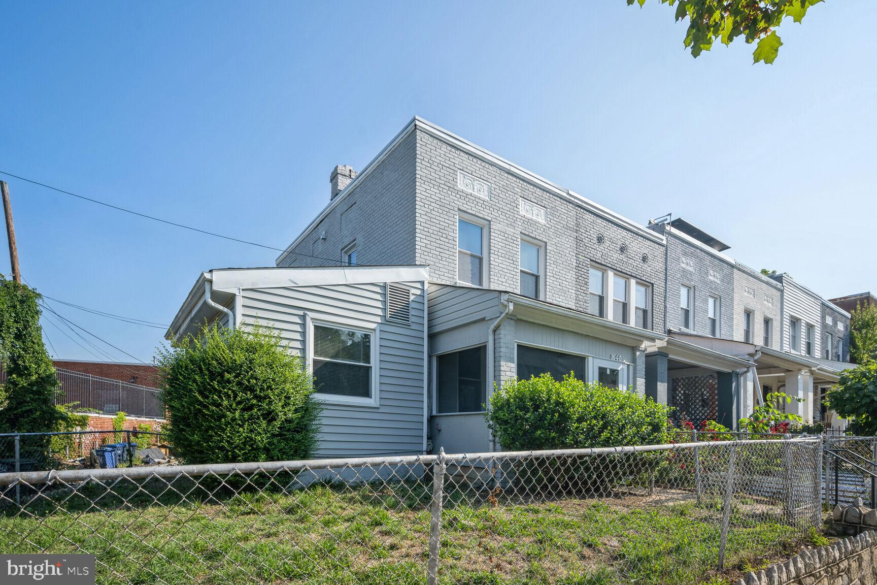 1640 L Street Northeast Washington, DC 20002 - Photo 2 of 17