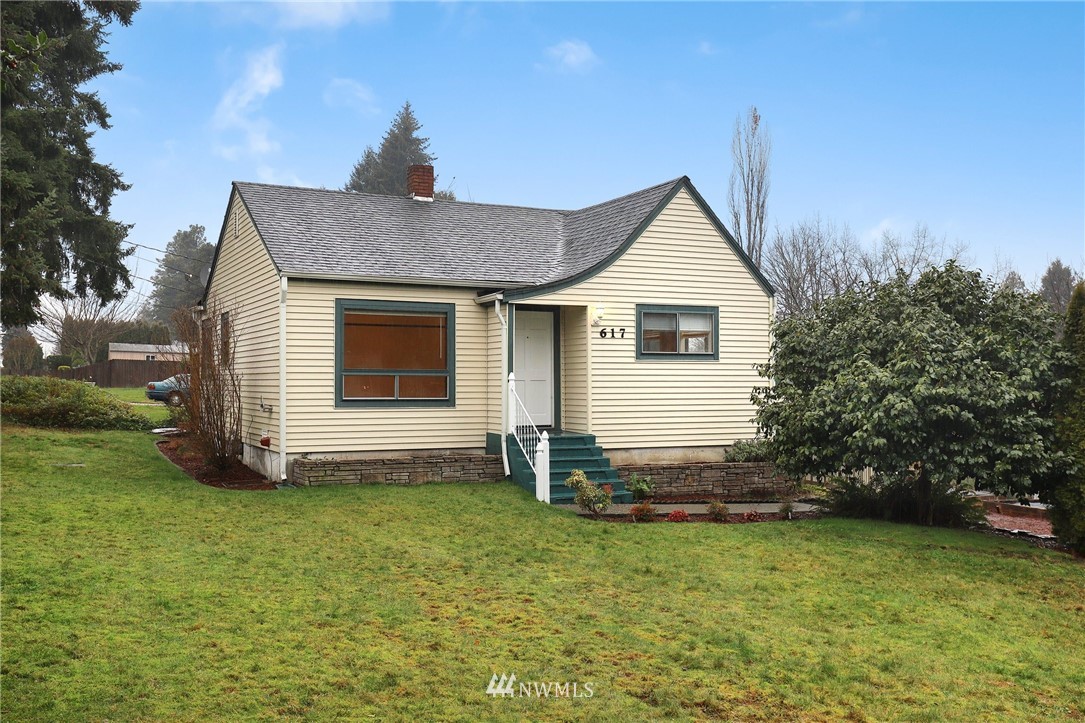617 Reiten Road Kent, WA 98030 - Photo 1 of 30 a house view with a garden space
