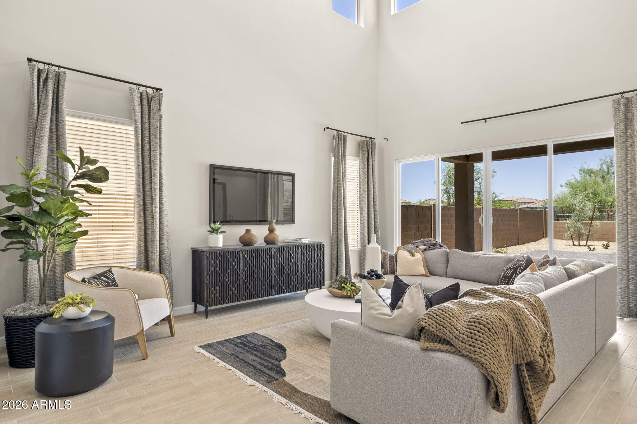 2714 Agave Knl Road Phoenix, AZ 85024 - Photo 8 of 39