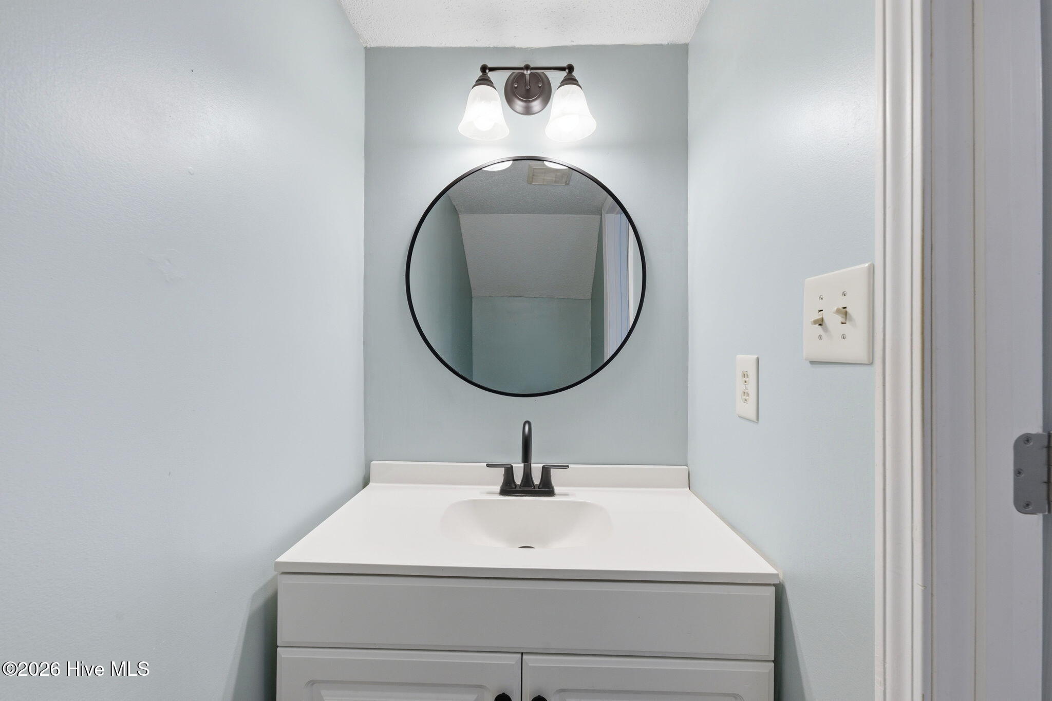 165 Quarterdeck New Bern, NC 28562 - Photo 21 of 52 Downstairs Half Bath