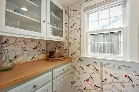 $1,595,000 | 2521 West 65th Street, Mission Hills, KS 66208