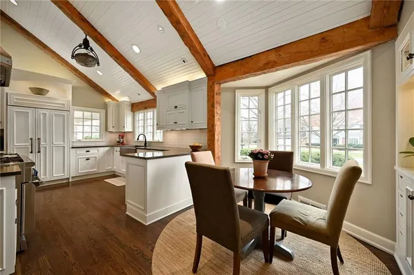 $1,595,000 | 2521 West 65th Street, Mission Hills, KS 66208