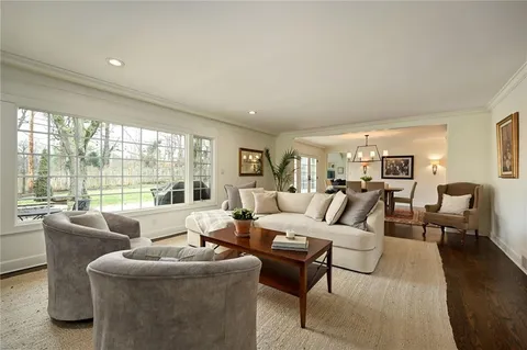 $1,595,000 | 2521 West 65th Street, Mission Hills, KS 66208