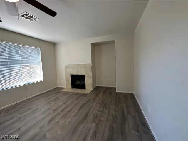 $2,095 | 1575 Comfort Hills Street, Henderson, NV 89014