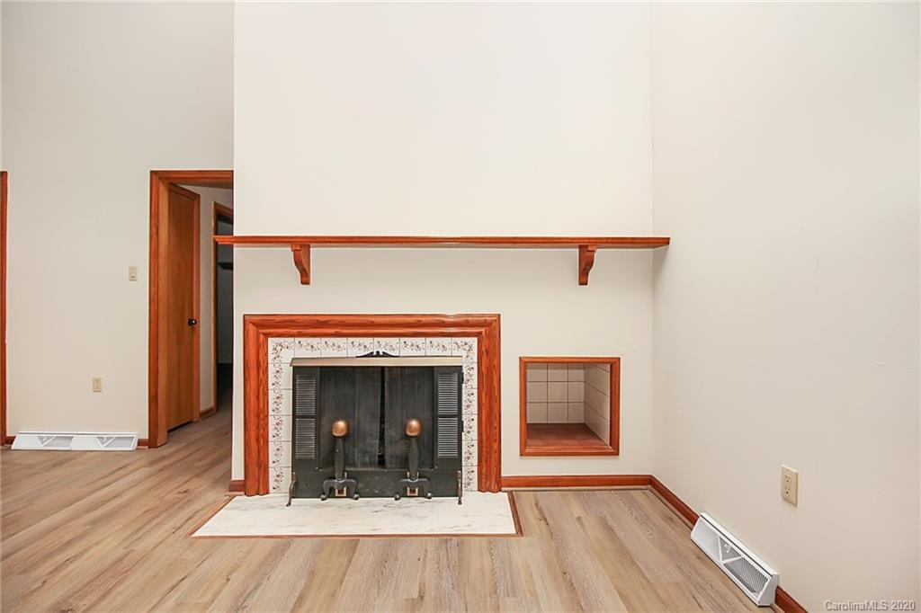 5081 Mariana Lane Tega Cay, SC 29708 - Photo 14 of 48