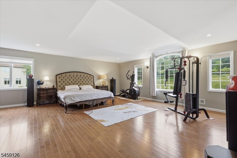 18 Puddingstone Road Morris Plains, NJ 07950 - Photo 25 of 43 Gallery Image 25