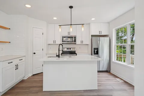 $399,900 | 288 Sunny Slope Court, Clarksville, TN 37043