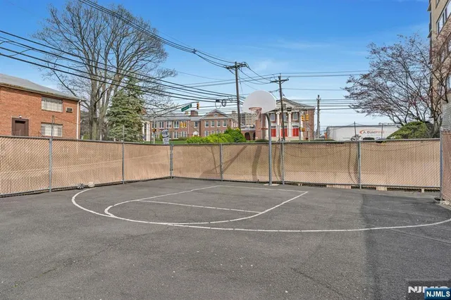 a view of a tennis court