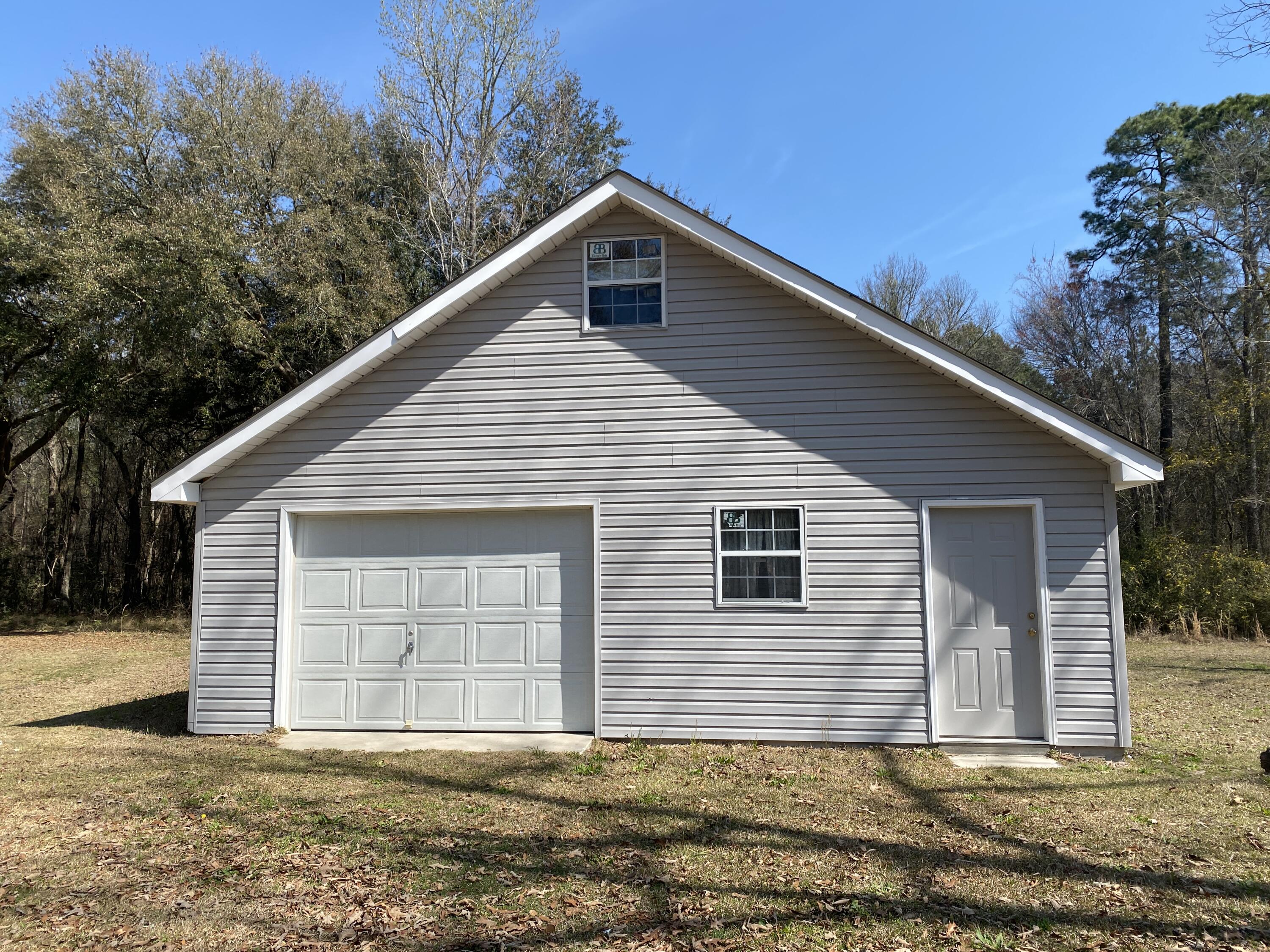 343 Fire Hill Road Walterboro, SC 29488 - Photo 4 of 42 Garage 1