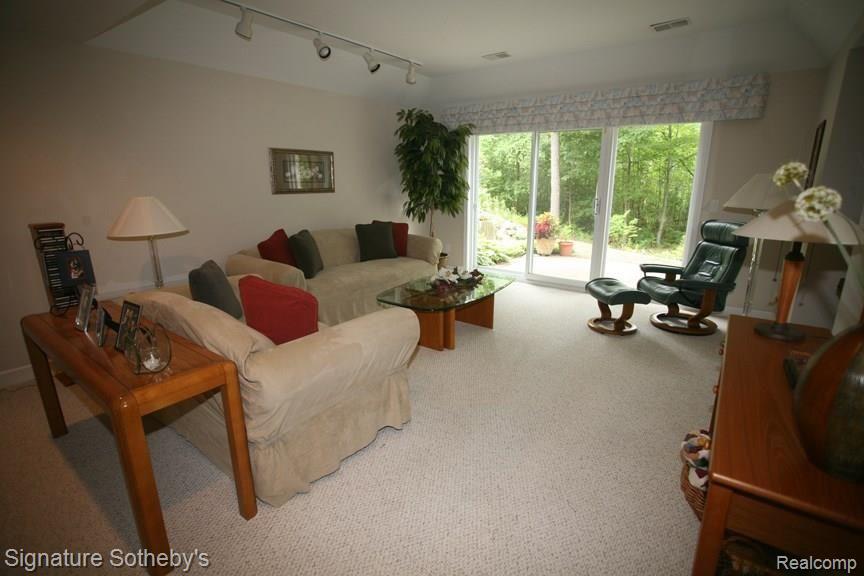 7261 Rabbit Ears Pass, Unit 36 Clarkston, MI 48346 - Photo 17 of 27