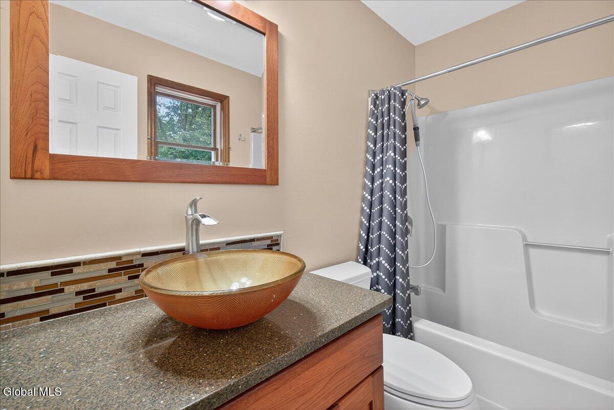 5966 Curry Rd Extension Guilderland, NY 12303 - Photo 17 of 48 19-5966 Curry Rd Ext-19