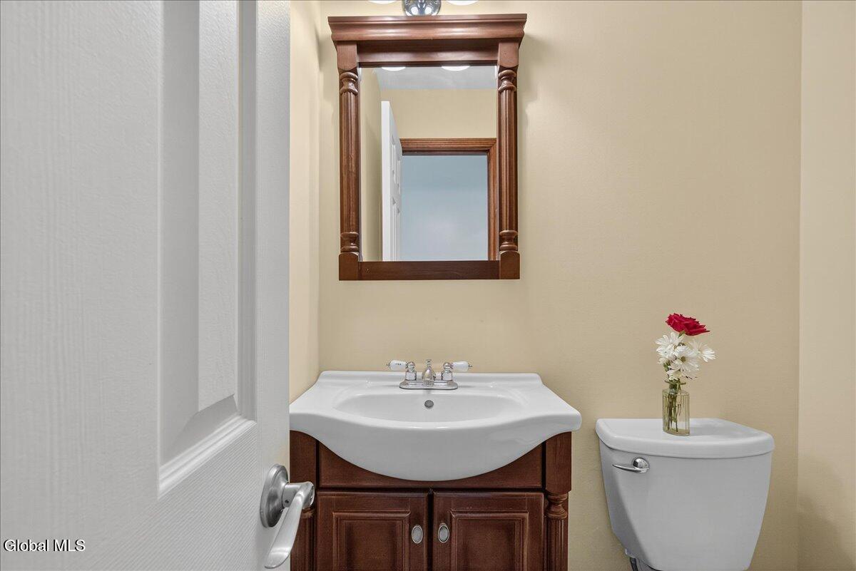 5966 Curry Rd Extension Guilderland, NY 12303 - Photo 6 of 48 04-5966 Curry Rd Ext-4