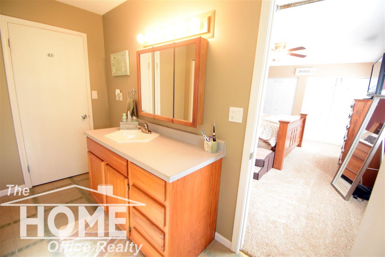 10472 Lansing Road Durand, MI 48429 - Photo 17 of 32