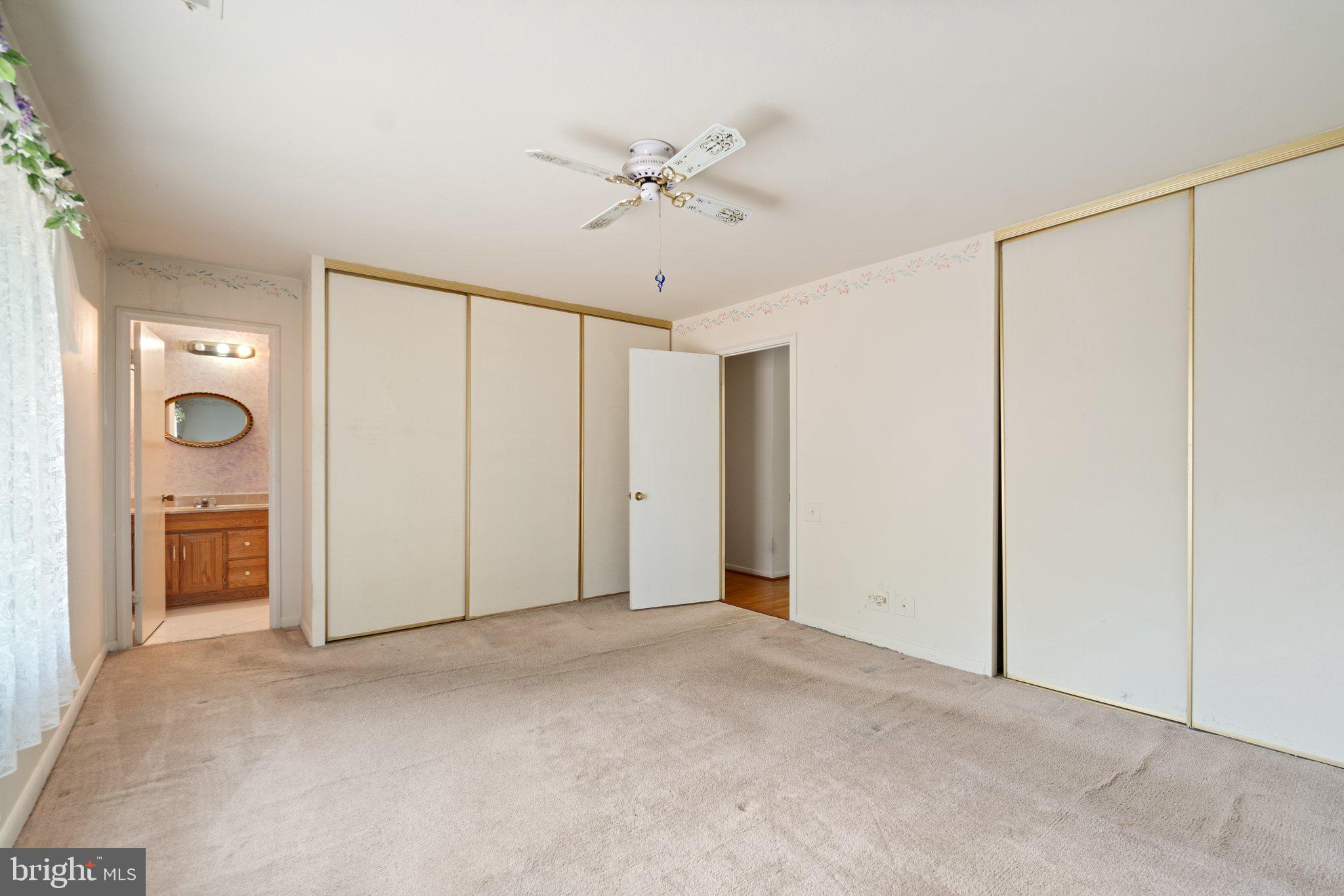 14911 Hydrus Road Silver Spring, MD 20906 - Photo 16 of 31 Owners Suite