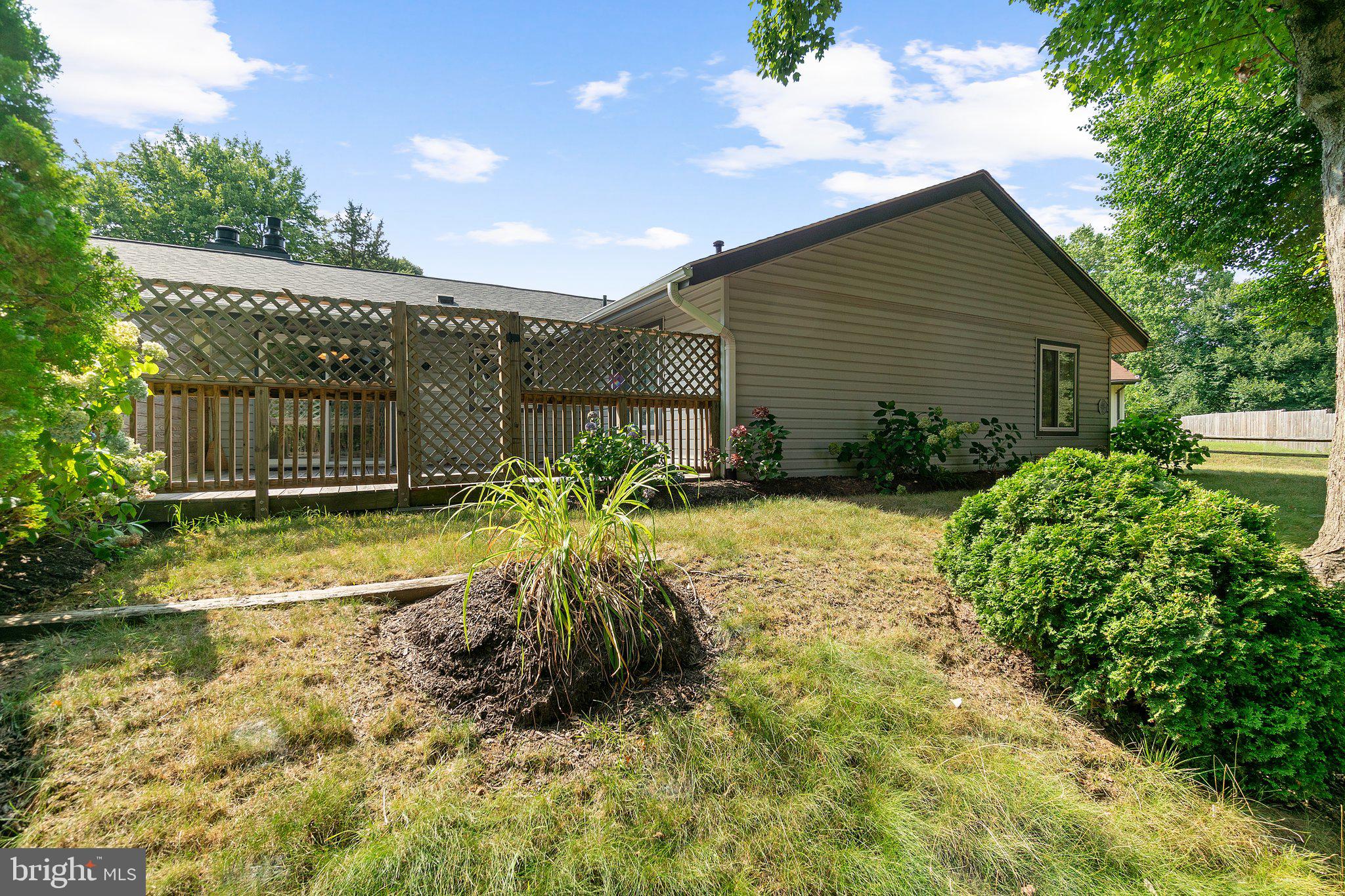 14911 Hydrus Road Silver Spring, MD 20906 - Photo 28 of 31 Yard