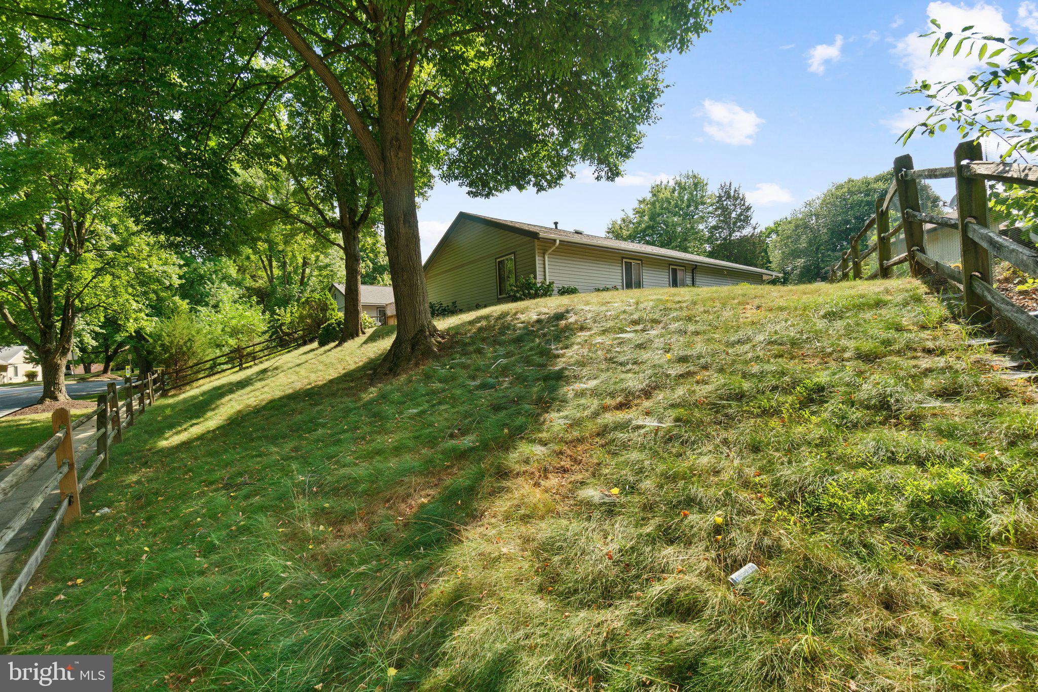 14911 Hydrus Road Silver Spring, MD 20906 - Photo 29 of 31 Yard