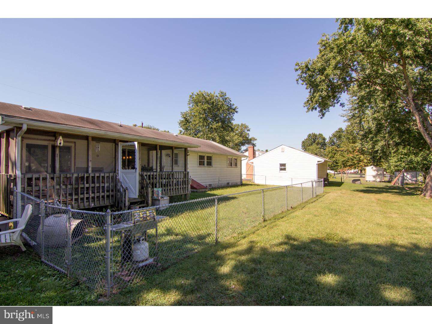98 Georgia Road Pennsville, NJ 08070 - Photo 5 of 19 a view of house with yard