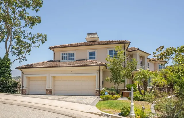 $8,950 | 1562 Arundle Place, Glendale, CA 91206