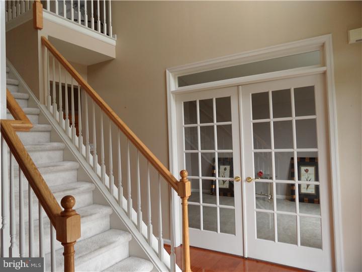 5529 Sanderling Road Doylestown, PA 18902 - Photo 3 of 15 Gallery Image 3