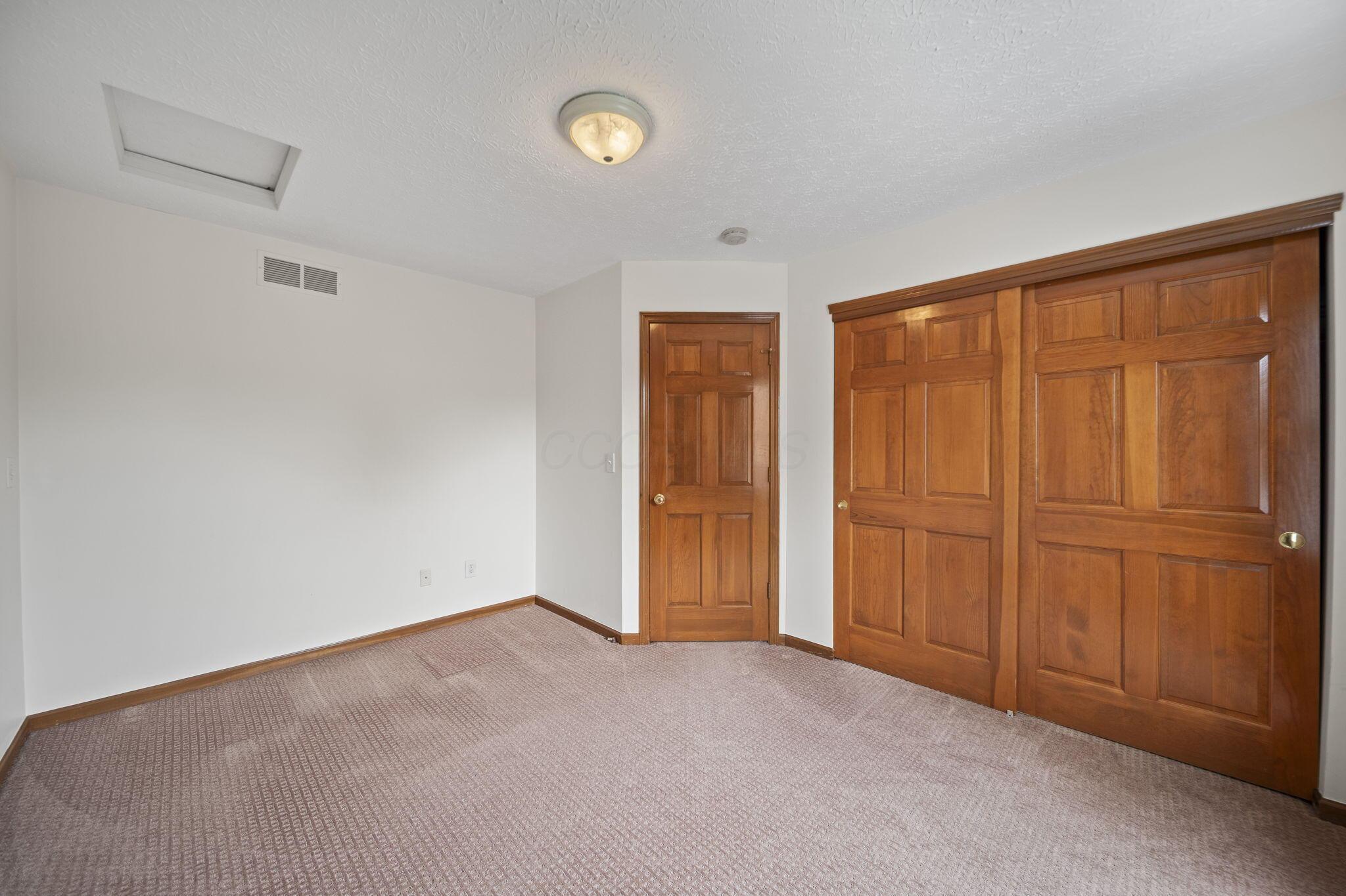5906 Sandy Rings Lane Dublin, OH 43016 - Photo 32 of 61