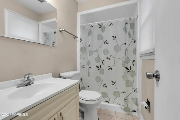 $1,700,000 | 2 Youmans Avenue, Eatontown, NJ 07724