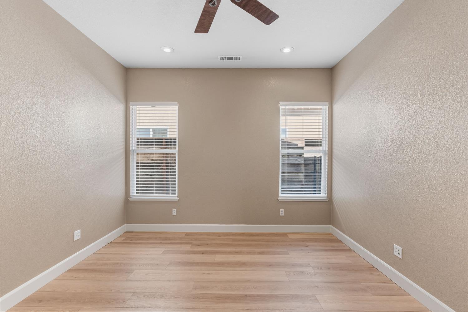 1812 Newhampton Court Modesto, CA 95355 - Photo 11 of 24