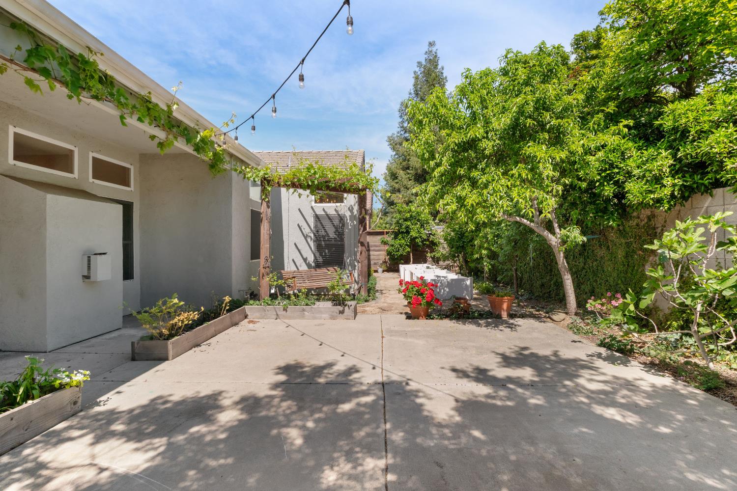 1812 Newhampton Court Modesto, CA 95355 - Photo 20 of 24