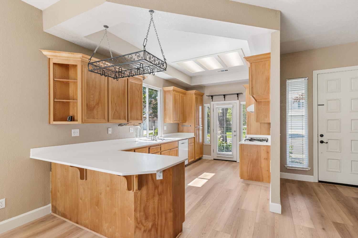 1812 Newhampton Court Modesto, CA 95355 - Photo 3 of 24