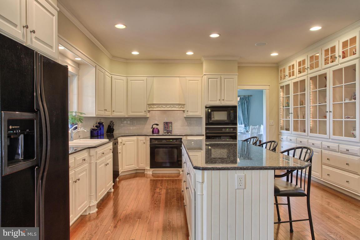 20 Deerfield Road Lancaster, PA 17603 - Photo 11 of 36 Gallery Image 11
