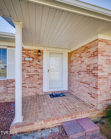 $489,900 | 107 Mountain View Circle, Piney Flats, TN 37686